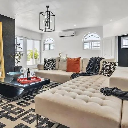 Mosaic Luxury Villa-3